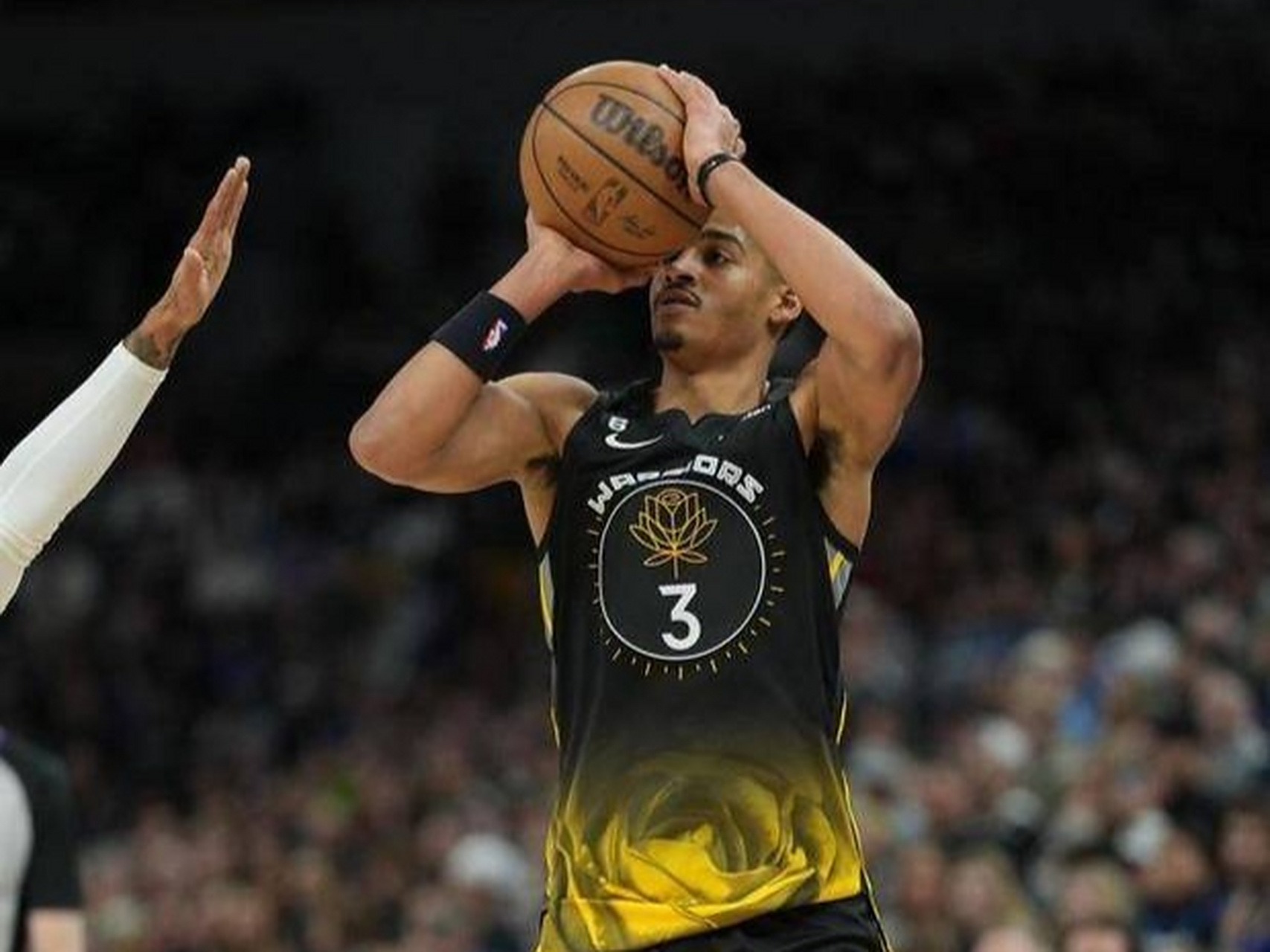 九游礼包-关于转折点！浙江队防线松动；NBA常规赛关键时刻攻防权衡；压力陡增；心理建设被强调的信息