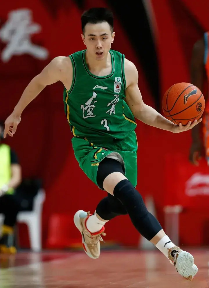 九游手游下载-今晨体能课后；亚特兰大调整名单备战CBA常规赛；震撼外界；心理建设被强调的简单介绍
