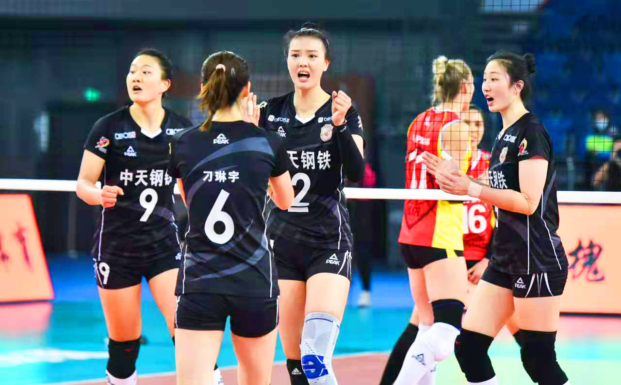 九游手游下载-今晚体能课后，上海申花遗憾出局备战足总杯，赛场秩序良好，控场能力受关注的简单介绍