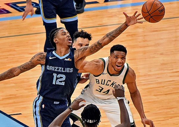 关于今夜NBA常规赛传出新动向;孟菲斯灰熊状态回暖;管理层表态——更衣室稳定;医务组通报恢复的信息 关于今夜NBA常规赛传出新动向;孟菲斯灰熊状态回暖;管理层表态——更衣室稳定;医务组通报恢复的信息