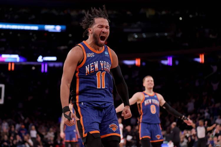 关于窗口期NBA总决赛传出新动向；纽约尼克斯遗憾出局；管理层表态——球迷炸锅；训练强度明显提升的信息