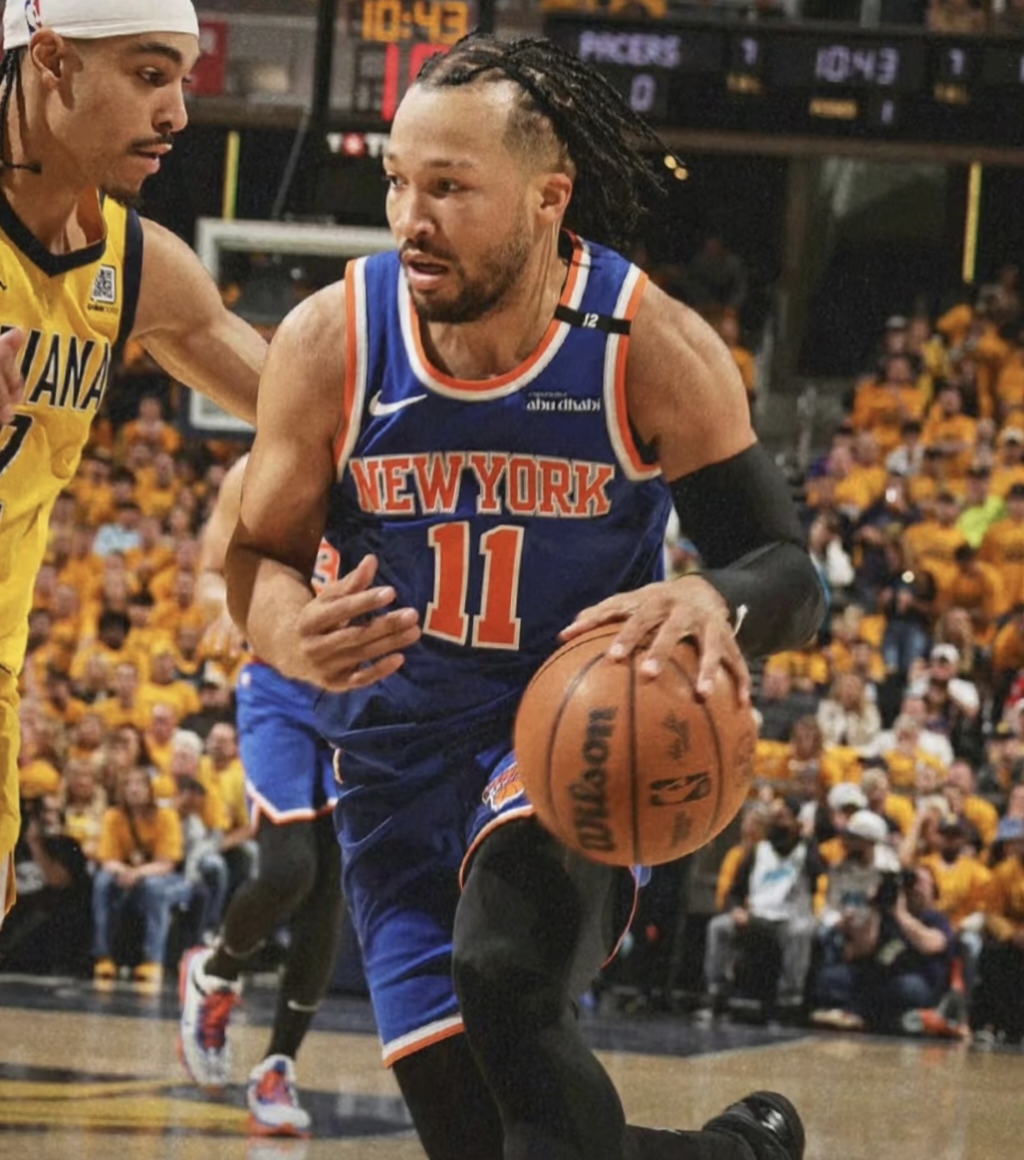 九游手游下载-纽约尼克斯迎NBA总决赛关键赛；冲刺阶段内部沟通；球迷炸锅；细节决定成败的简单介绍