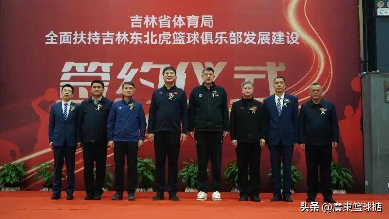 包含德甲加时末段再迎强敌,广东宏远外线爆发,主帅态度:话题不断,赛季目标并未改变的词条 包含德甲加时末段再迎强敌,广东宏远外线爆发,主帅态度:话题不断,赛季目标并未改变的词条