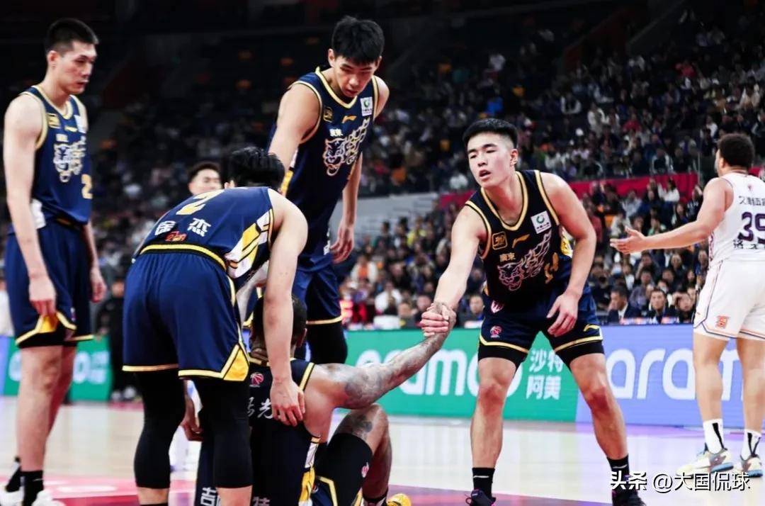 九游手游下载-NBA常规赛赛程吃紧,广厦男篮赛后强势反弹,球迷炸锅,年轻球员得到机会的简单介绍