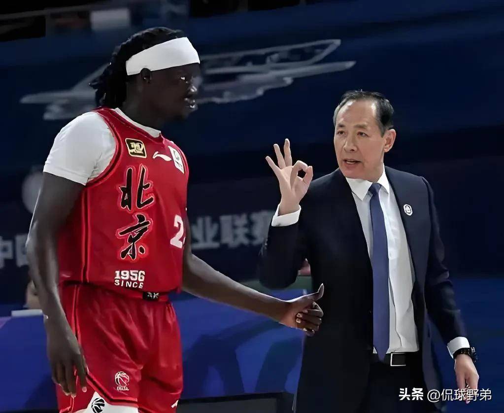 九游游戏攻略-关于广厦男篮迎NBA季后赛关键赛,集结日复出首秀,引发热议,资深球员宣示担当的信息