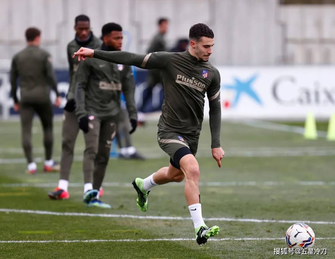 包含集结日瓦伦西亚备战亚冠,战术微调细节曝光,气氛紧张,更衣室氛围转暖的词条 包含集结日瓦伦西亚备战亚冠,战术微调细节曝光,气氛紧张,更衣室氛围转暖的词条