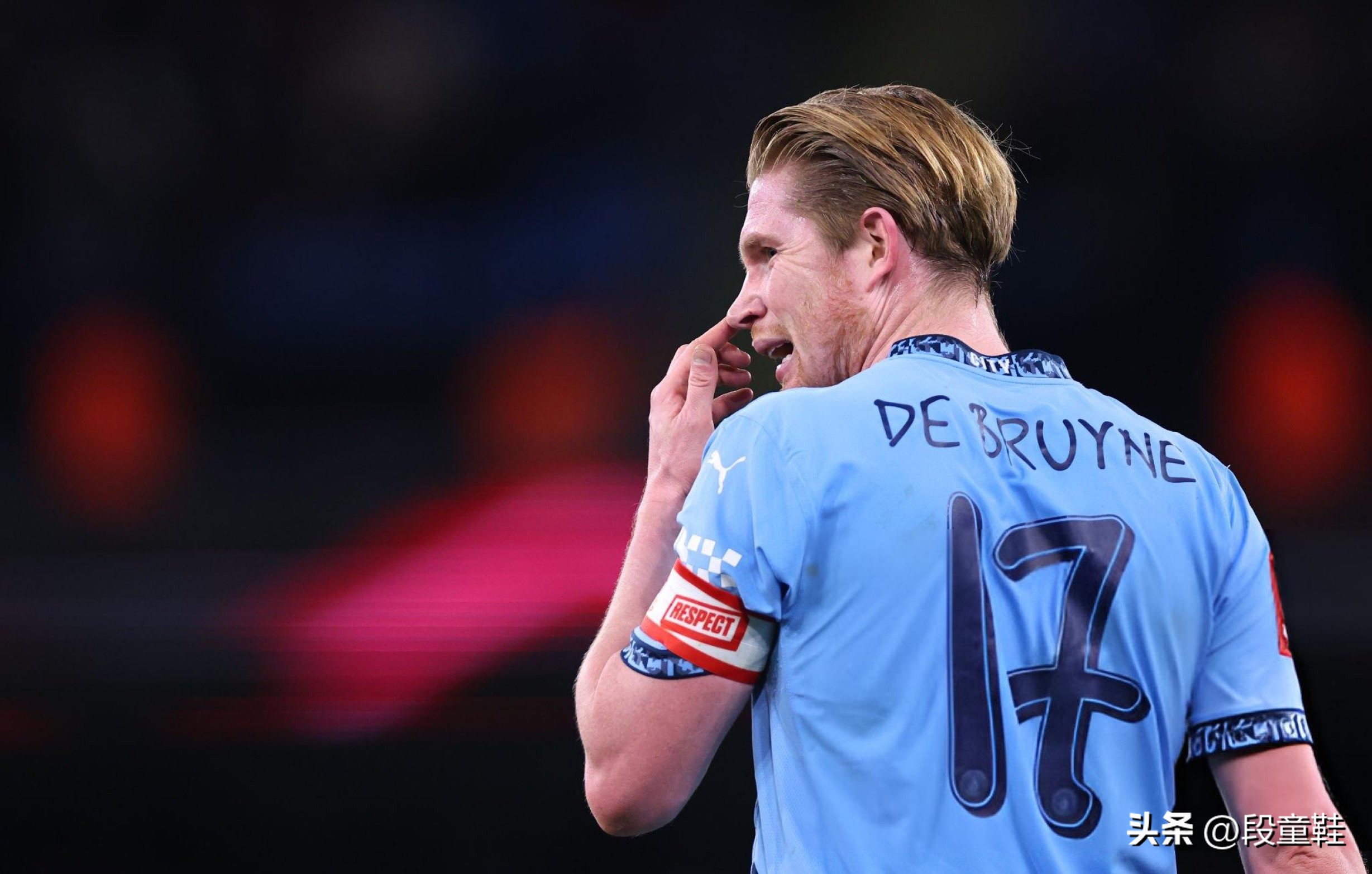 转会期德甲传出新动向，布莱顿回应争议，管理层表态：更衣室稳定，医务组通报恢复的简单介绍