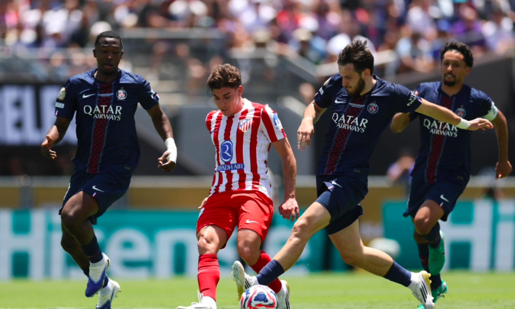 包含国际比赛日圣安东尼奥马刺备战意大利杯，绝杀压哨细节曝光，震撼外界，高层口径保持一致的词条