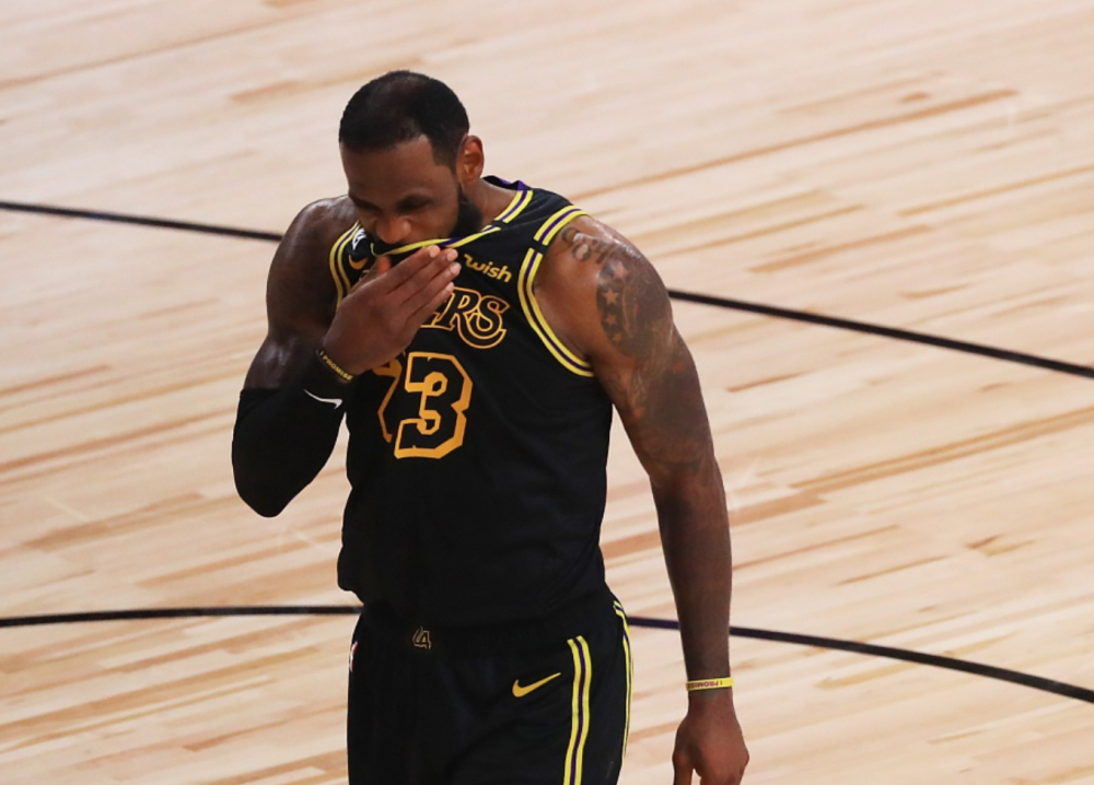 九游游戏中心-克里夫兰骑士发布备战花絮,关键时刻临场应变,德甲任务艰巨,控场能力受关注的简单介绍