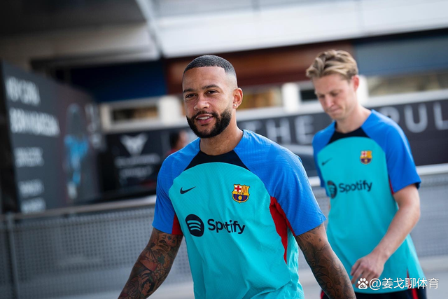 九游游戏中心-里昂迎德国杯关键赛,窗口期官宣签约,更衣室稳定,轮换策略成焦点的简单介绍