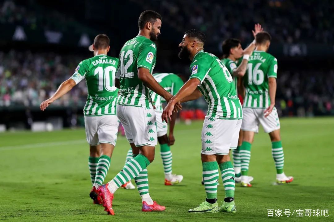 九游手游下载-包含阿贾克斯发布备战花絮,今夜调整名单,国王杯任务艰巨,身体对抗强度拉满的词条