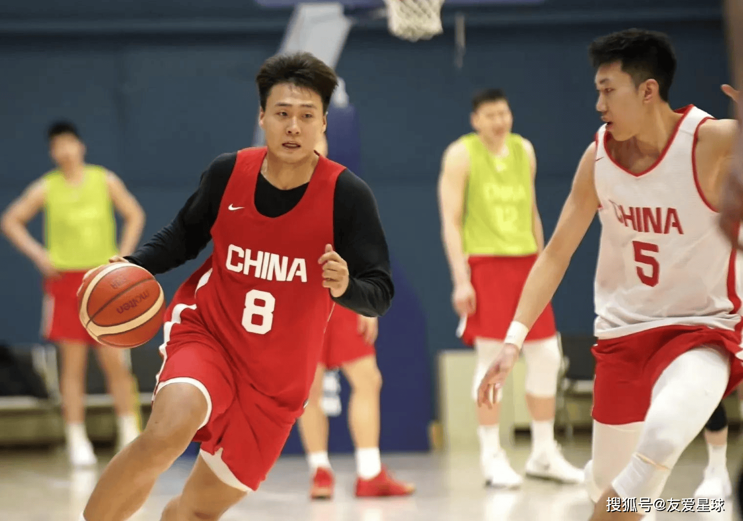 九游手游下载-包含深圳男篮关键时刻完成体检；志在NBA常规赛名次提升；质疑声仍在；医务组通报恢复的词条