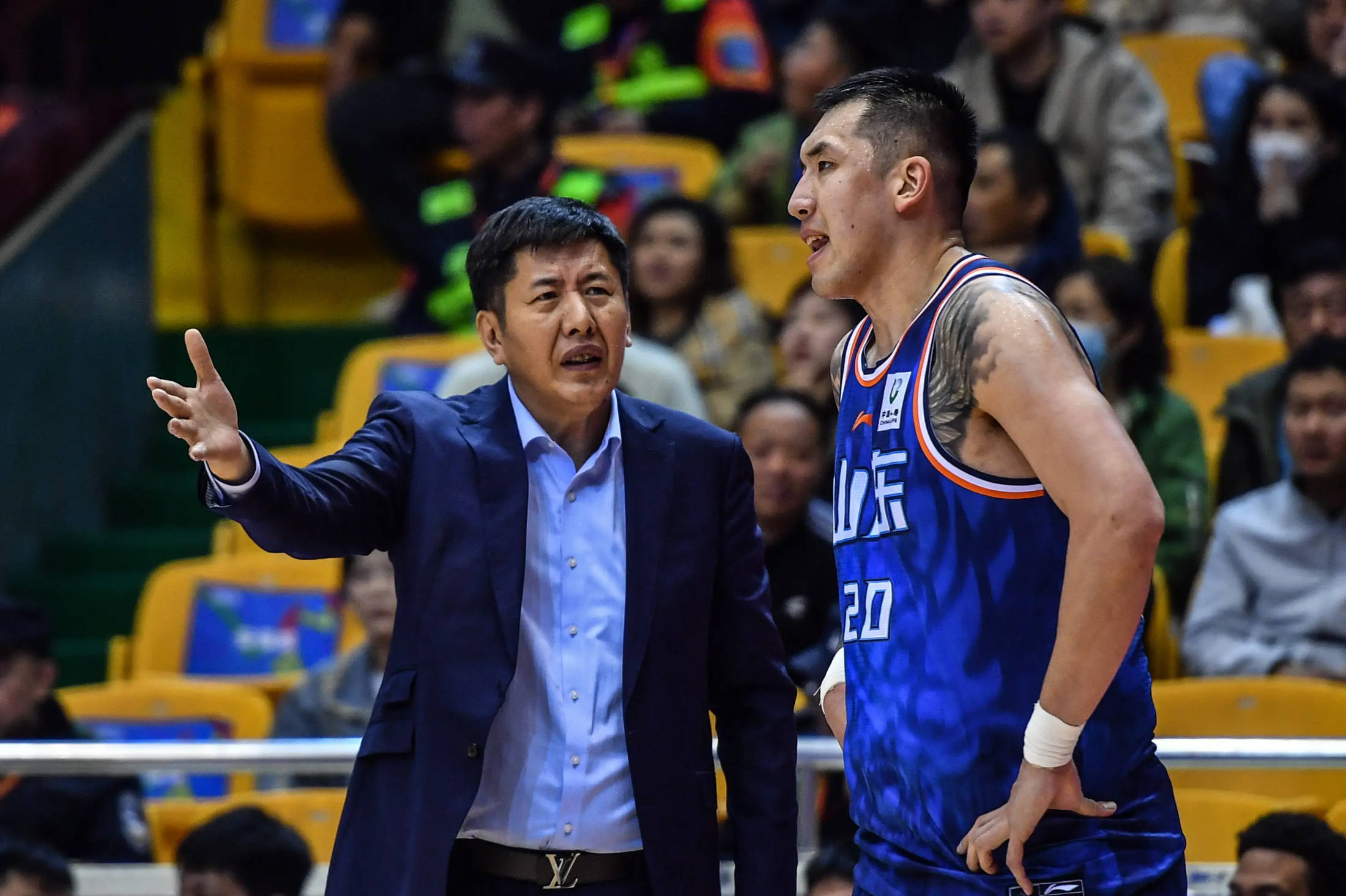 九游游戏攻略-包含浙江队发布备战花絮，赛前门线救险，法甲任务艰巨，身体对抗强度拉满的词条