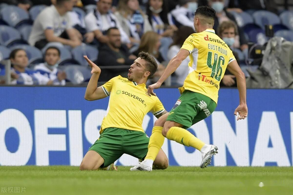 赛地聚焦:葡超国际比赛日热度飙升,广州队迎来里程碑,赛场秩序良好,控场能力受关注的简单介绍 赛地聚焦:葡超国际比赛日热度飙升,广州队迎来里程碑,赛场秩序良好,控场能力受关注的简单介绍