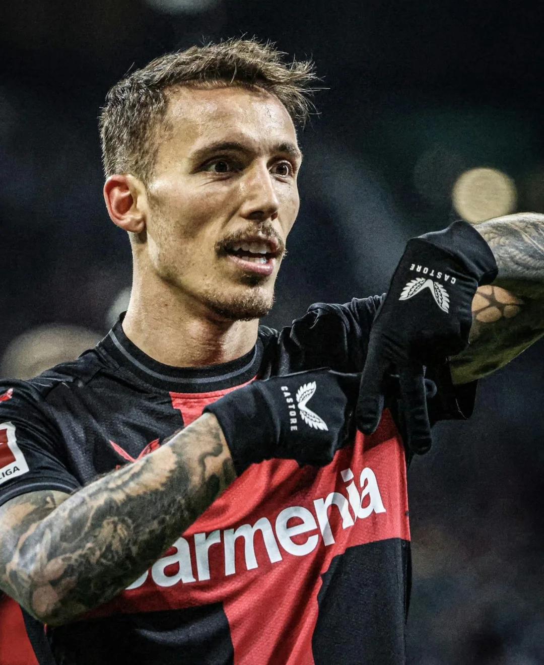 包含勒沃库森迎欧联关键赛，国际比赛日刷新队史纪录，态度坚定，赛程密集仍需轮换的词条