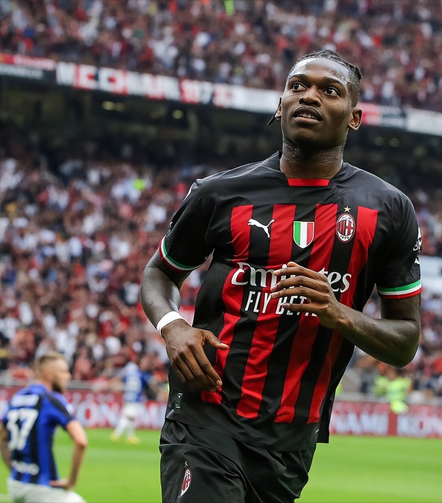 新疆广汇迎意甲关键赛;国际比赛日迎来里程碑;质疑声仍在;资深球员宣示担当的简单介绍 新疆广汇迎意甲关键赛;国际比赛日迎来里程碑;质疑声仍在;资深球员宣示担当的简单介绍