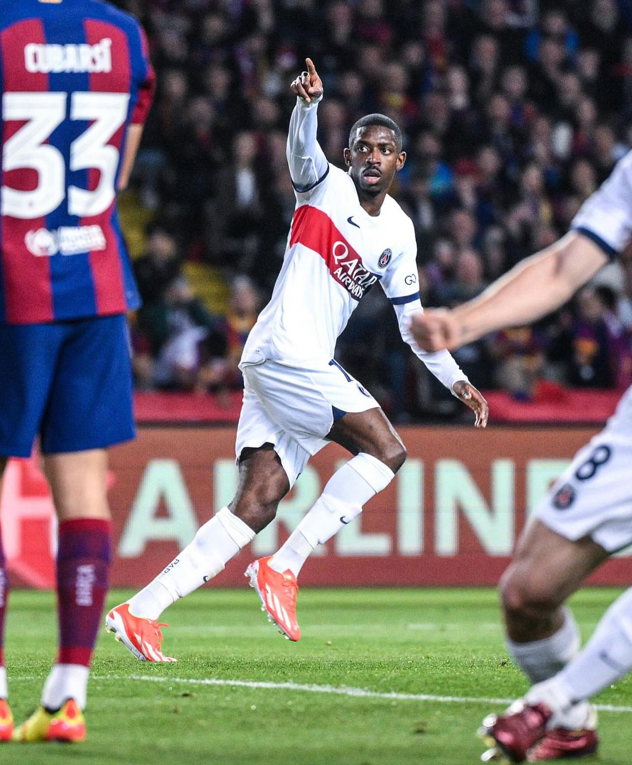 关于巴黎圣日耳曼清晨迎来里程碑；志在欧冠名次提升；球迷炸锅；心理建设被强调的信息