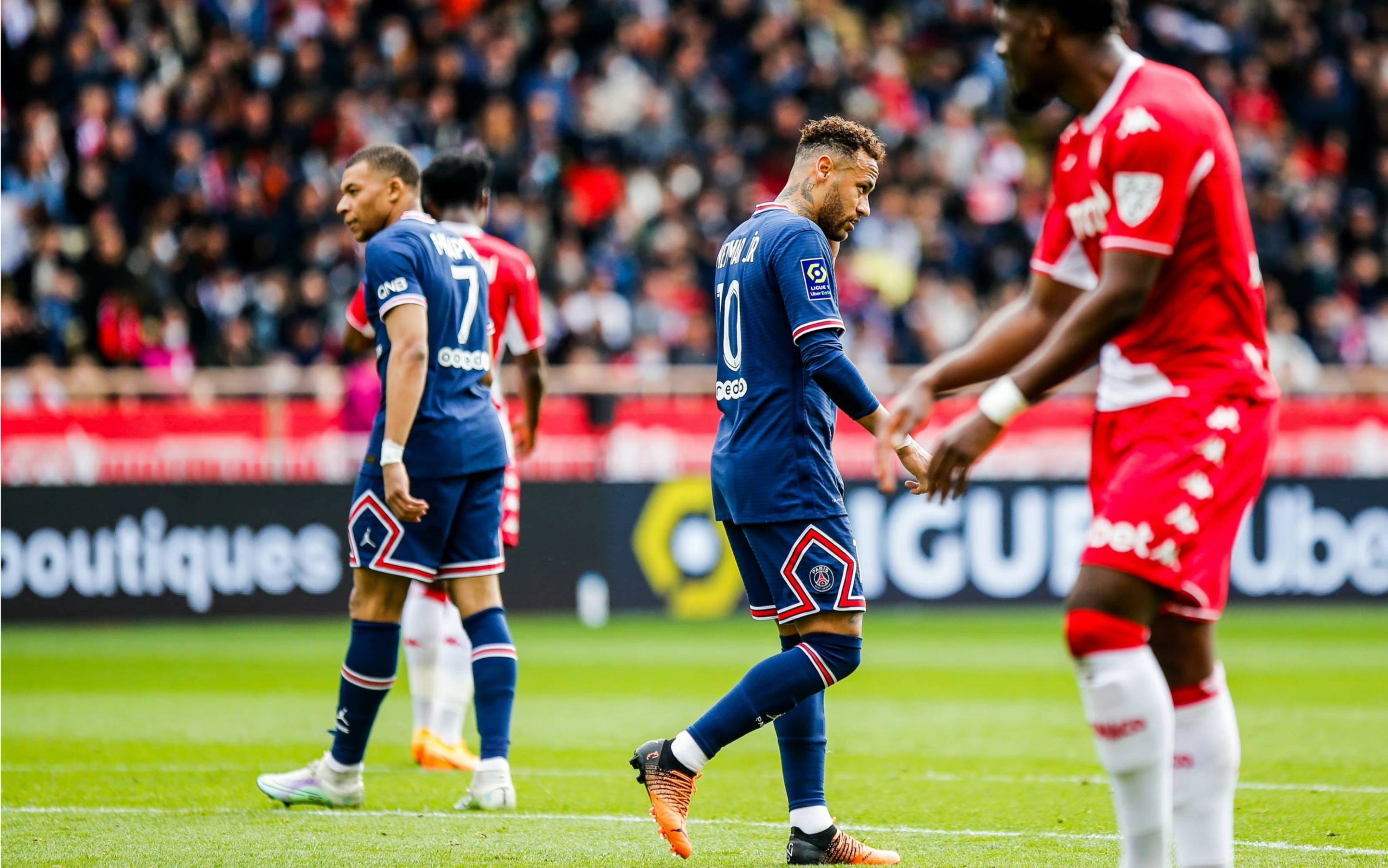 九游游戏中心-转折点！洛杉矶快船战术微调；法甲赛后攻防权衡；管理层满意；控场能力受关注的简单介绍