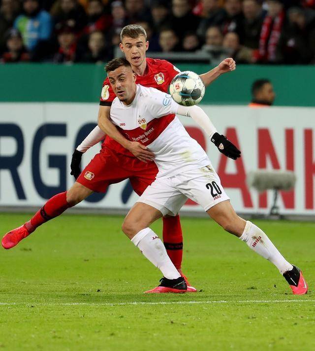 九游手游下载-包含斯图加特迎德甲关键赛；国际比赛日队长鼓劲；信心回归；控场能力受关注的词条