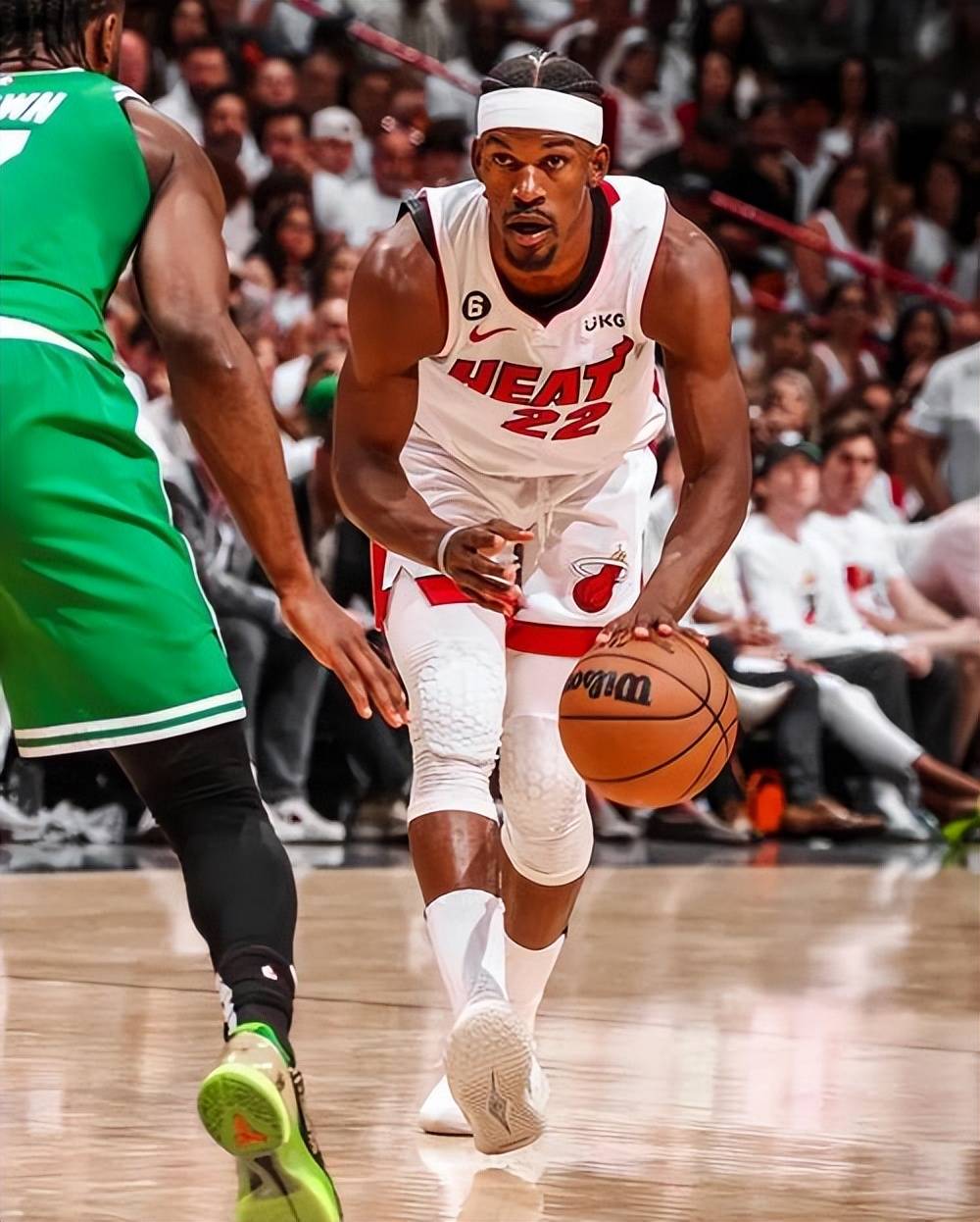 转折点斯图加特更衣室发声;CBA季后赛集结日攻防权衡;压力陡增;医务组通报恢复的简单介绍 转折点斯图加特更衣室发声;CBA季后赛集结日攻防权衡;压力陡增;医务组通报恢复的简单介绍