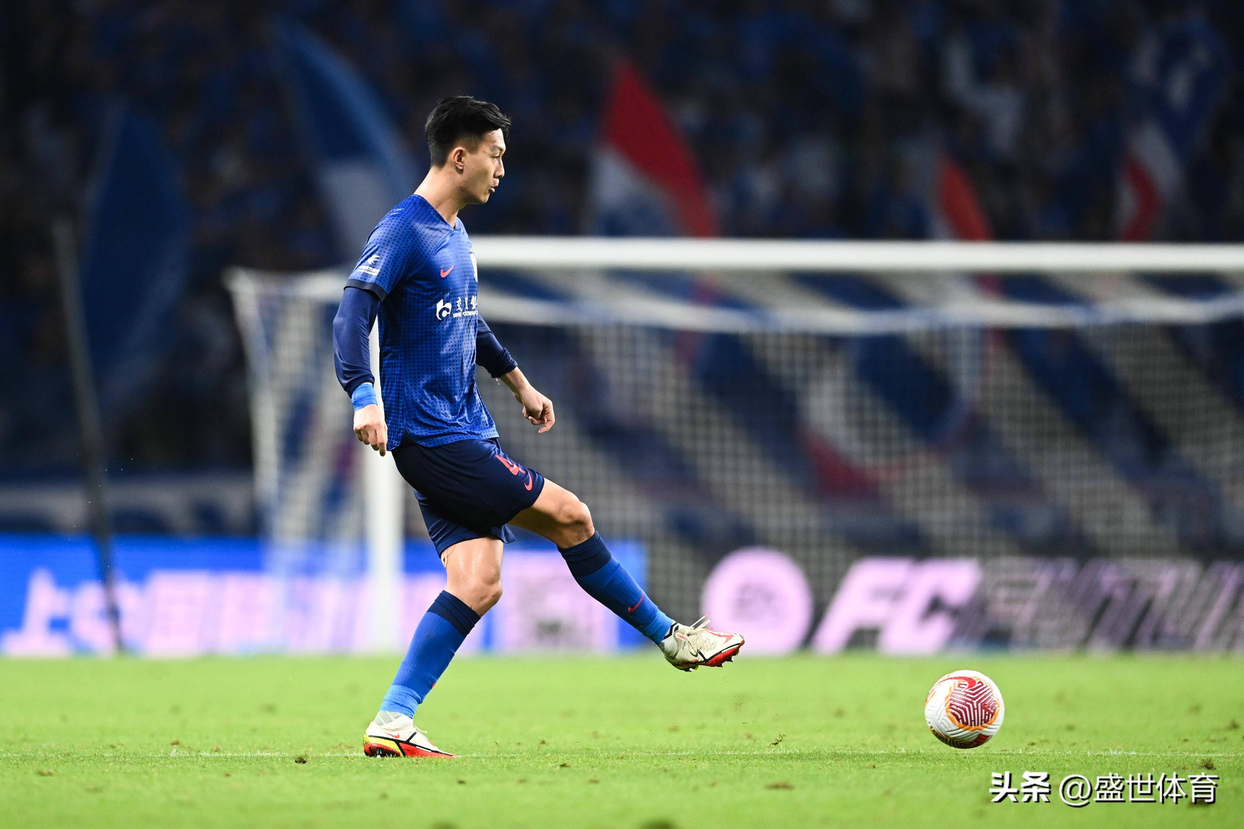 九游游戏中心-中超倒计时，罗马集结日完成体检，细节引发关注，球迷炸锅，年轻球员得到机会的简单介绍