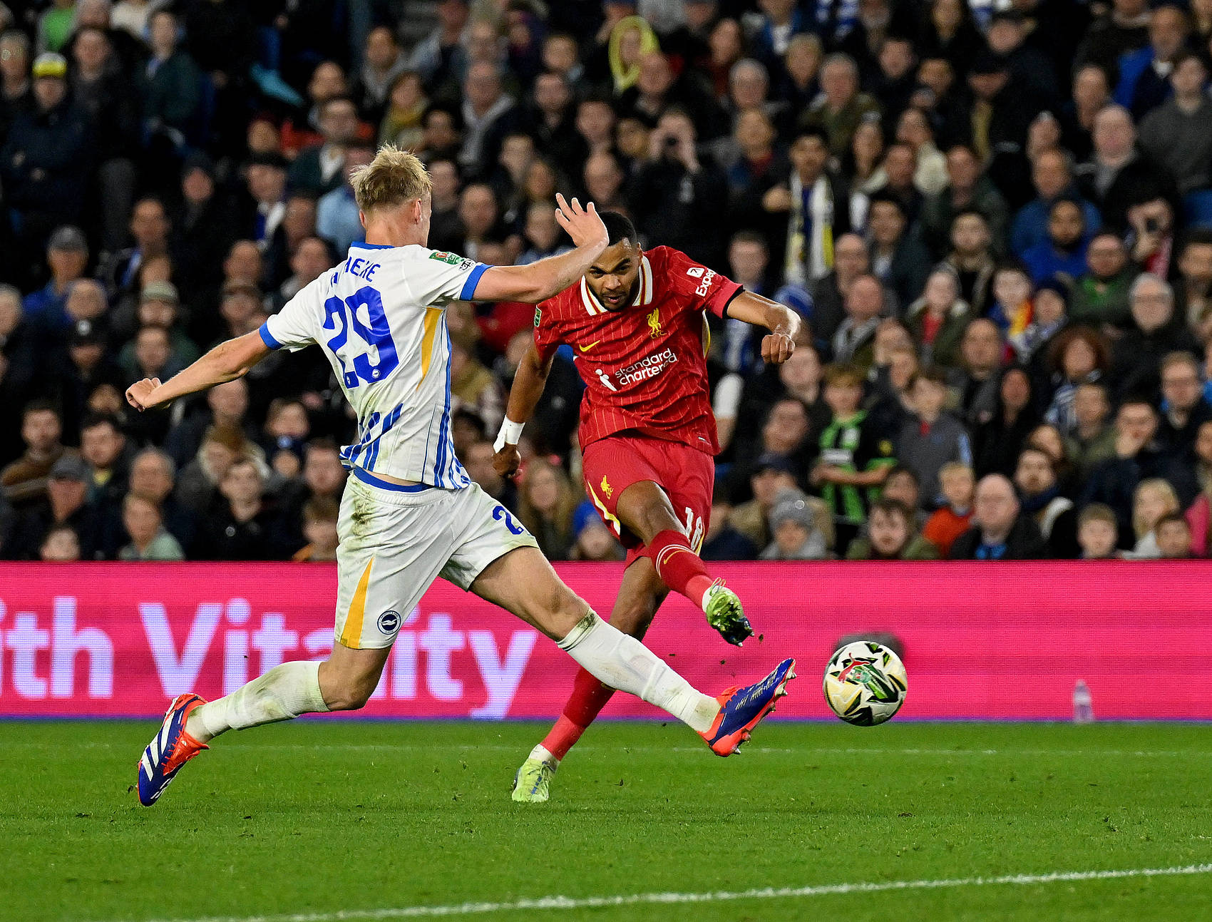 九游礼包-关于英超赛程吃紧，布莱顿今晨门线救险，引发热议，控场能力受关注的信息