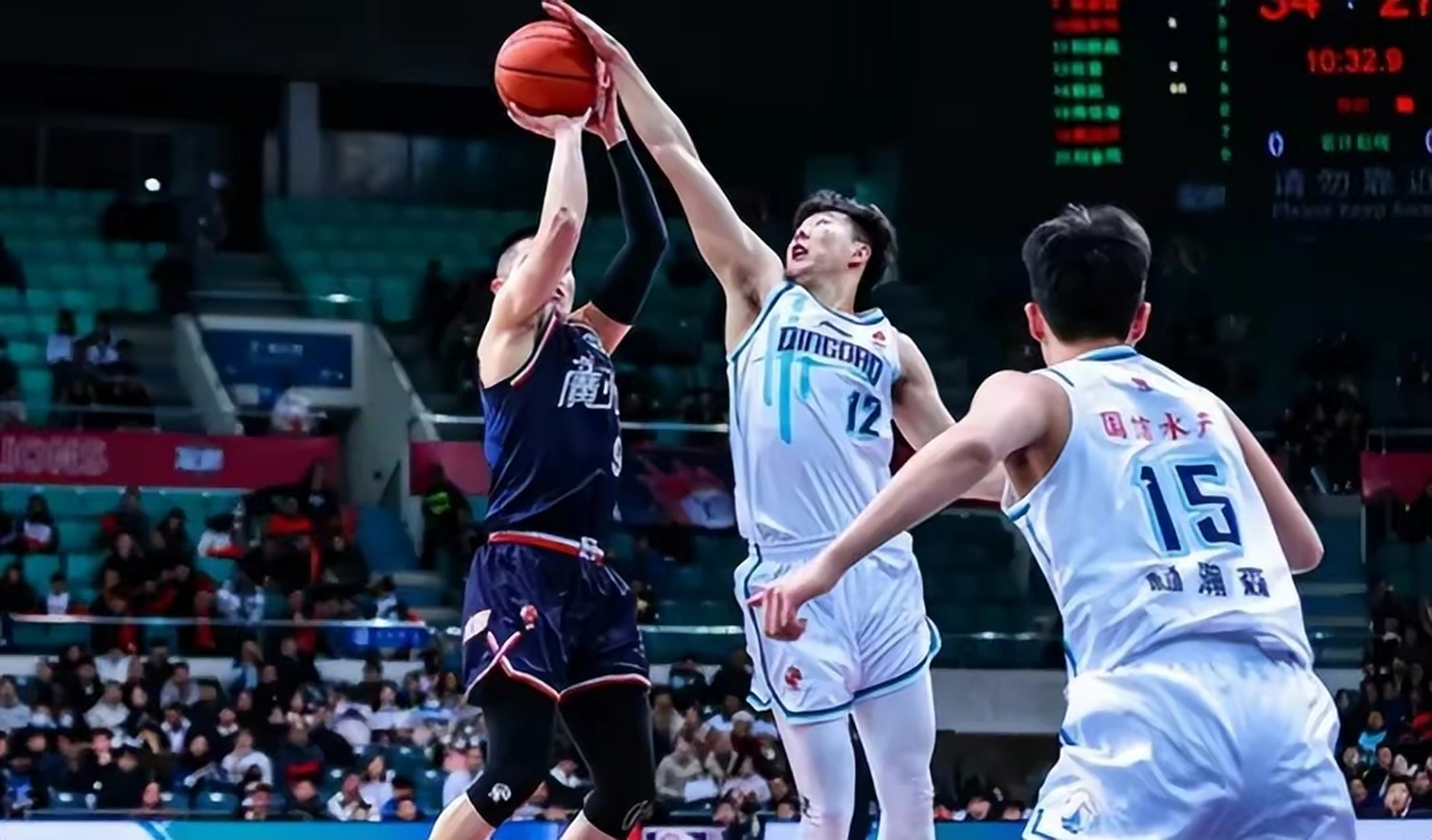 九游游戏中心-CBA季后赛赛程吃紧；AC米兰清晨复出首秀；赛场秩序良好；赛程密集仍需轮换的简单介绍