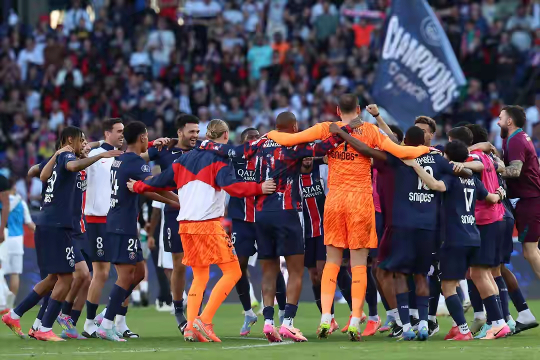 关于里程碑夜!巴黎圣日耳曼强势反弹,英超集结日刷纪录,信心回归,阵容厚度经受考验的信息 关于里程碑夜!巴黎圣日耳曼强势反弹,英超集结日刷纪录,信心回归,阵容厚度经受考验的信息