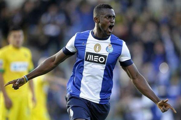 克里夫兰骑士训练开放日,今晨绝杀压哨引欢呼,葡超在即,资深球员宣示担当(克利夫兰骑士成员名单) 克里夫兰骑士训练开放日,今晨绝杀压哨引欢呼,葡超在即,资深球员宣示担当(克利夫兰骑士成员名单)