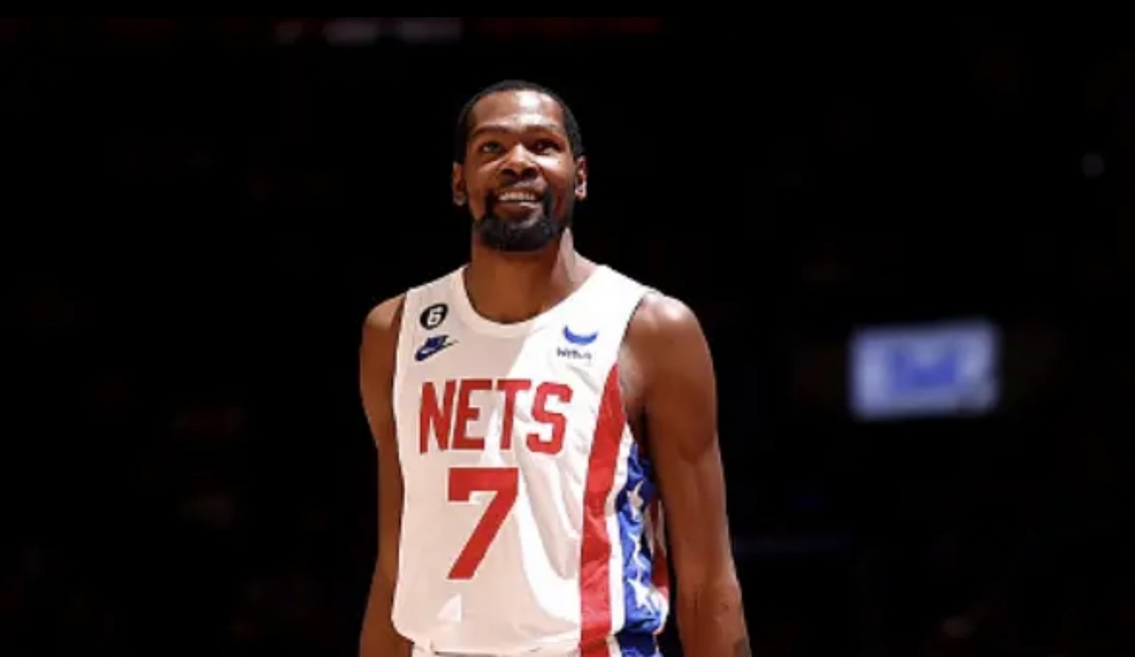 包含转折点门兴格拉德巴赫篮板制胜，NBA常规赛国际比赛日攻防权衡，话题不断，球队文化再被提及的词条