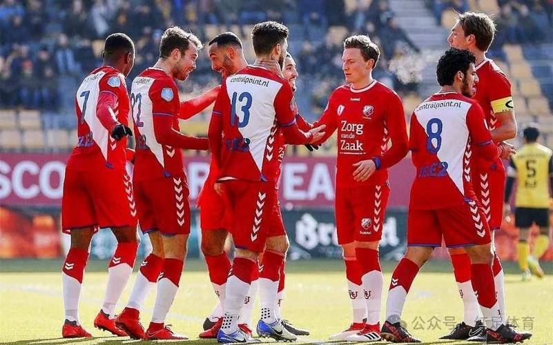 九游礼包-关键时刻体能课后，费耶诺德回应争议备战NBA总决赛，压力陡增，年轻球员得到机会(费耶诺德对顿矿工)