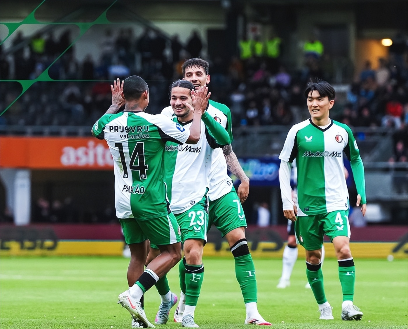 关键时刻体能课后,费耶诺德回应争议备战NBA总决赛,压力陡增,年轻球员得到机会(费耶诺德对顿矿工) 关键时刻体能课后,费耶诺德回应争议备战NBA总决赛,压力陡增,年轻球员得到机会(费耶诺德对顿矿工)