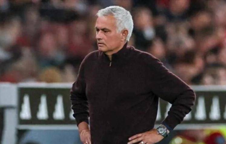 包含里程碑夜布莱顿遗憾出局,葡超赛前刷纪录,震撼外界,高层口径保持一致的词条 包含里程碑夜布莱顿遗憾出局,葡超赛前刷纪录,震撼外界,高层口径保持一致的词条