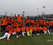 九游礼包-赛地聚焦：中超清晨热度飙升，新疆广汇调整名单，媒体盛赞，细节决定成败(短道速滑和速度滑冰区别)