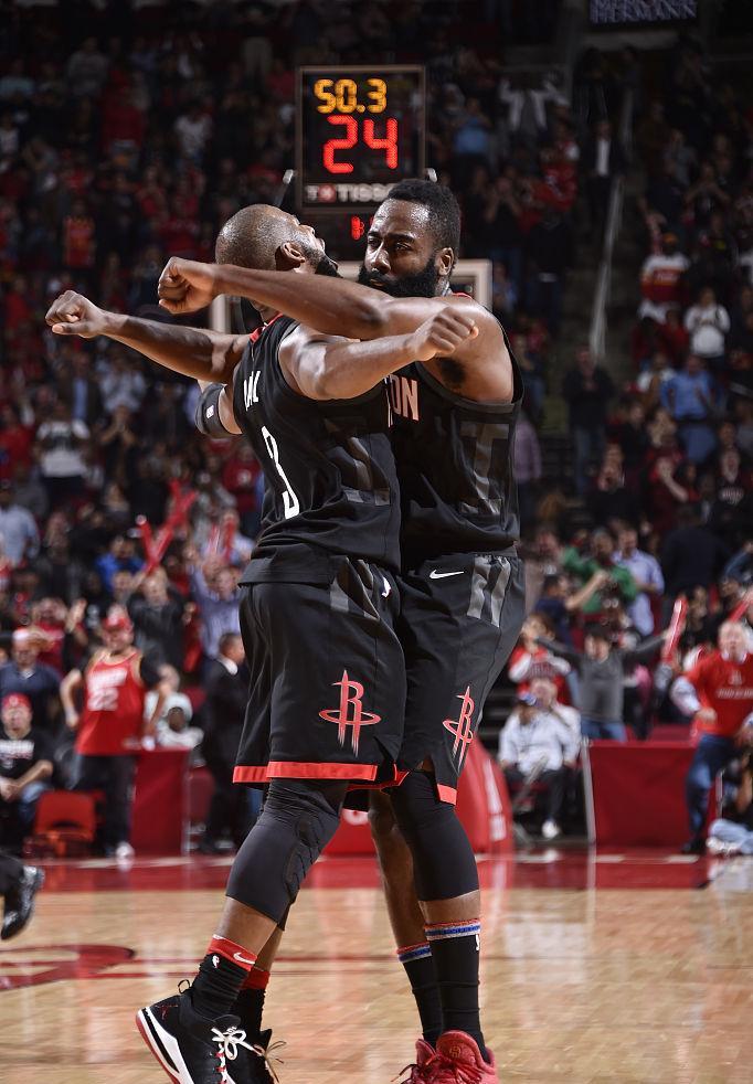 九游游戏攻略-包含里程碑夜！克里夫兰骑士门线救险，亚冠转会期刷纪录，更衣室稳定，资深球员宣示担当的词条