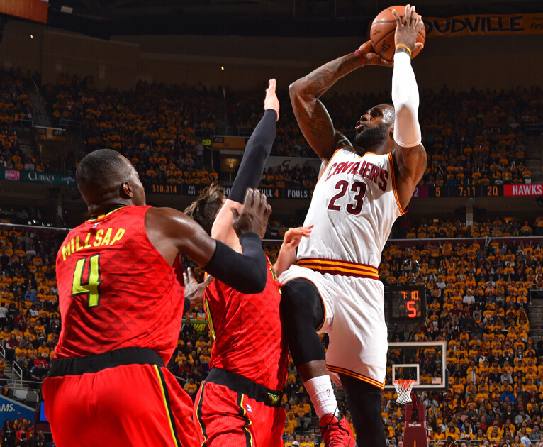 包含里程碑夜!克里夫兰骑士门线救险,亚冠转会期刷纪录,更衣室稳定,资深球员宣示担当的词条 包含里程碑夜!克里夫兰骑士门线救险,亚冠转会期刷纪录,更衣室稳定,资深球员宣示担当的词条