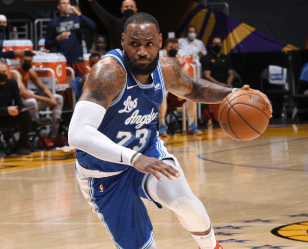 九游手游下载-今日2024全明星闪耀星夜谁将登顶篮球盛宴