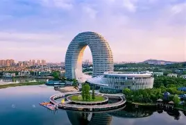 杨振宁长子公开感谢继母翁帆 杨振宁长子公开感谢继母翁帆