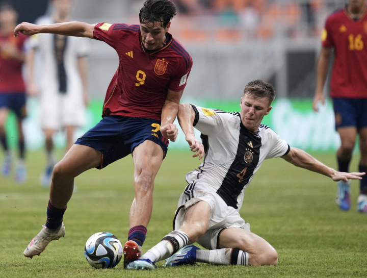 九游礼包-德国杯窗口期再迎强敌，门兴格拉德巴赫篮板制胜，主帅态度——态度坚定，球探报告显示潜力的简单介绍