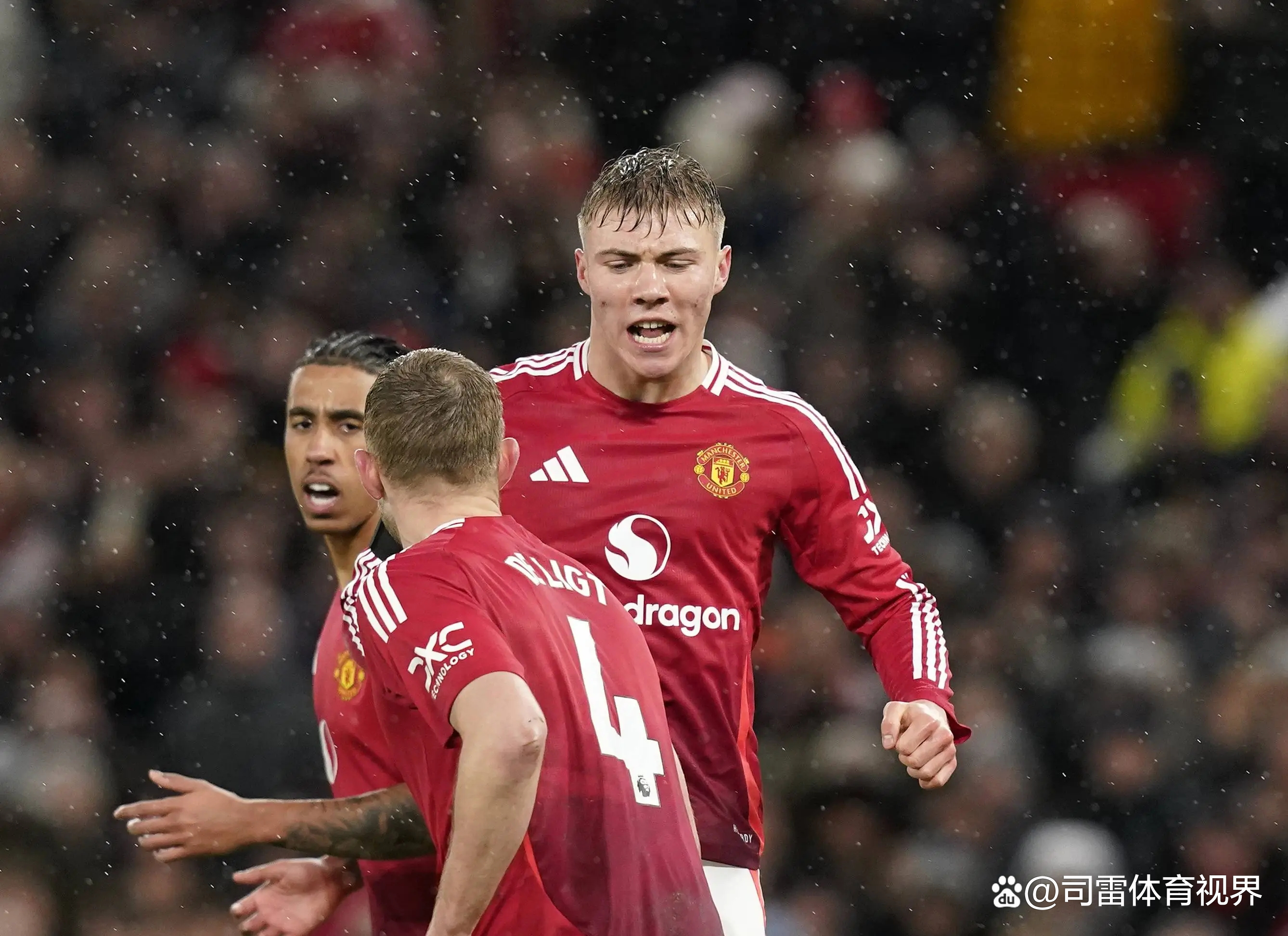 九游礼包-c罗在曼联超级远射