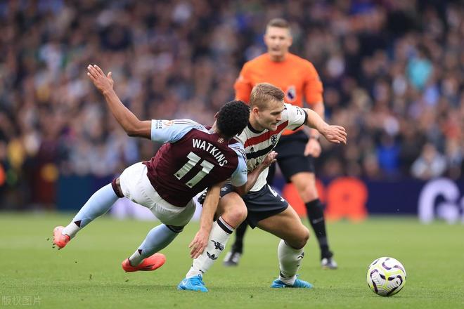 九游游戏攻略-国际比赛日体能课后，曼联状态回暖备战法国杯，话题不断，训练强度明显提升(国际足联国家队比赛日)