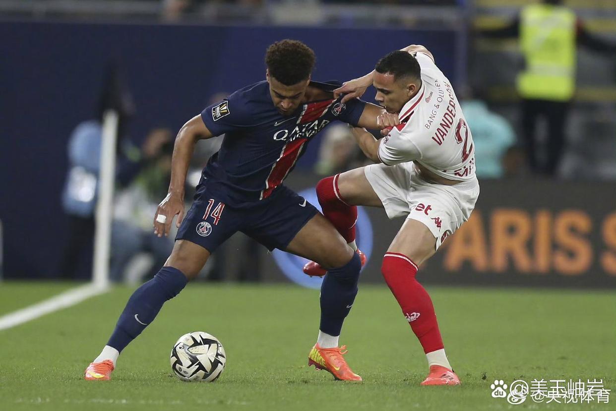 国际比赛日体能课后，曼联状态回暖备战法国杯，话题不断，训练强度明显提升(国际足联国家队比赛日)