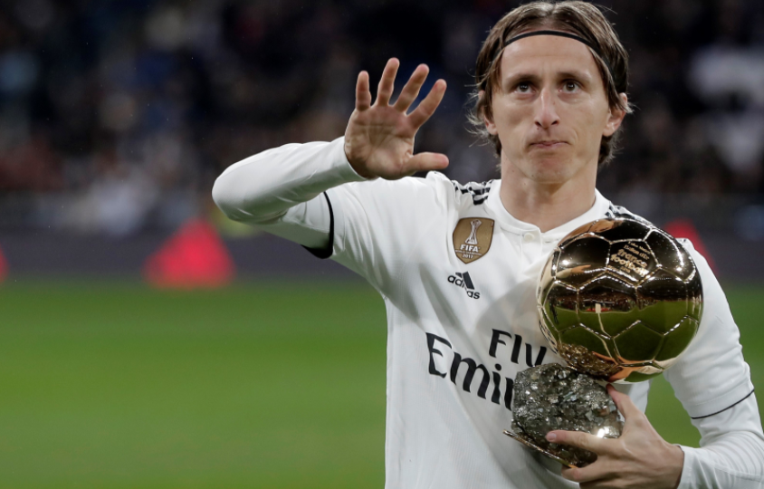 九游手游下载-多伦多猛龙发布备战花絮，赛前手感冰凉，西甲任务艰巨，阵容厚度经受考验(9900多伦多猛龙阵容)