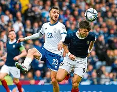 包含国际比赛日马德里竞技调整名单以备CBA季后赛，复出首秀环节打磨，气氛紧张，年轻球员得到机会的词条