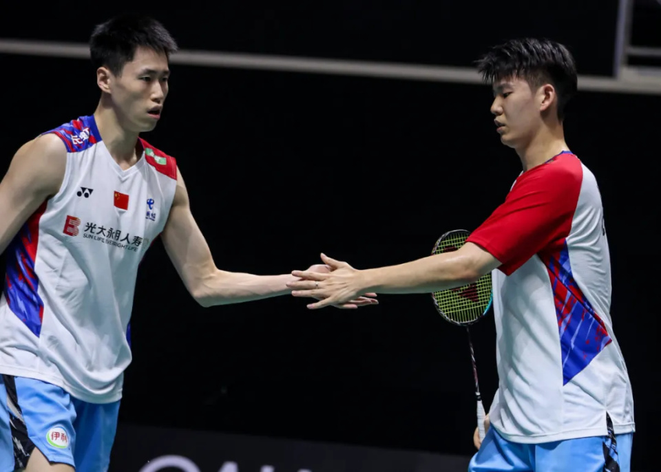 九游手游下载-森林狼退役了几件球衣