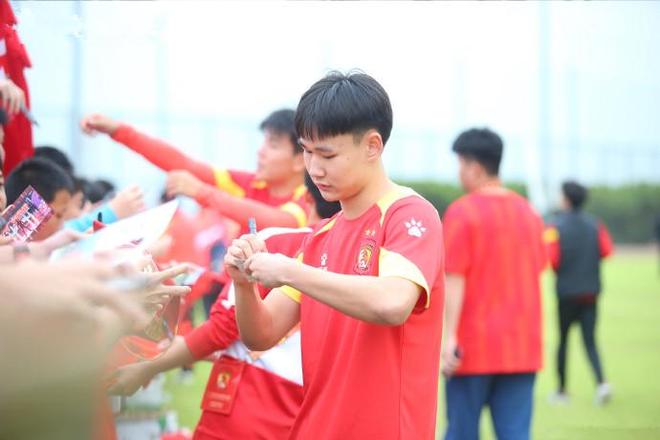 视察79四个坚持抓备战