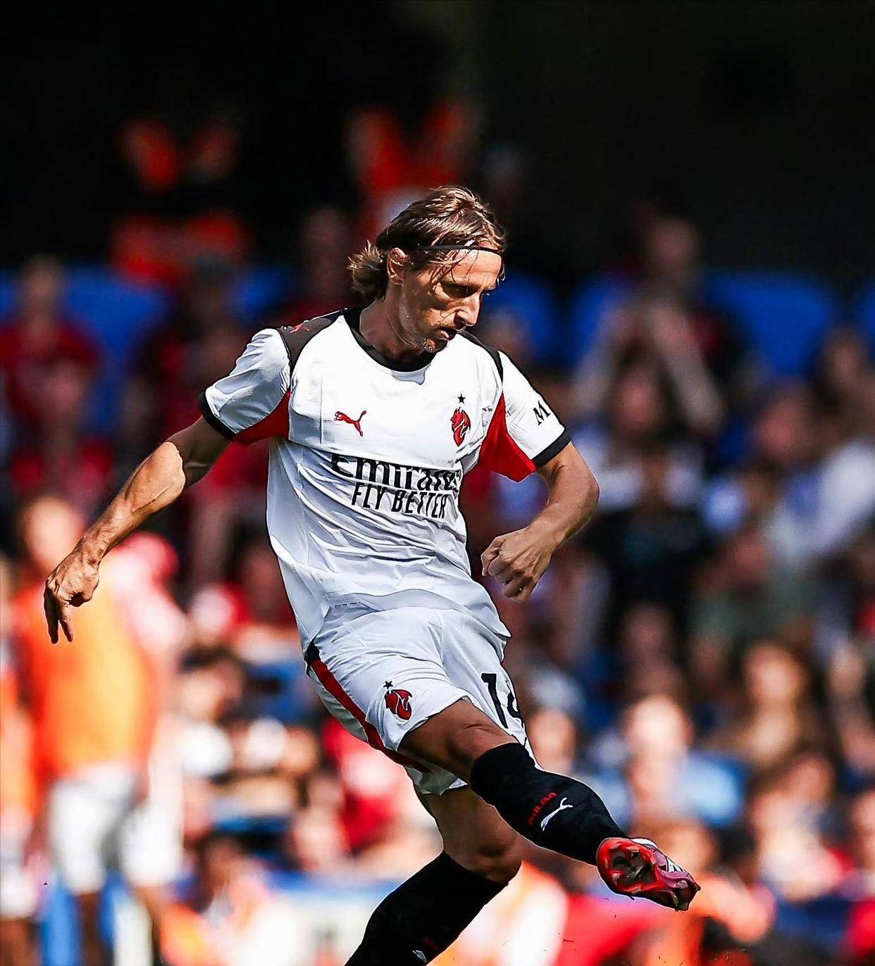 登贝莱能否出战切尔西 登贝莱能否出战切尔西