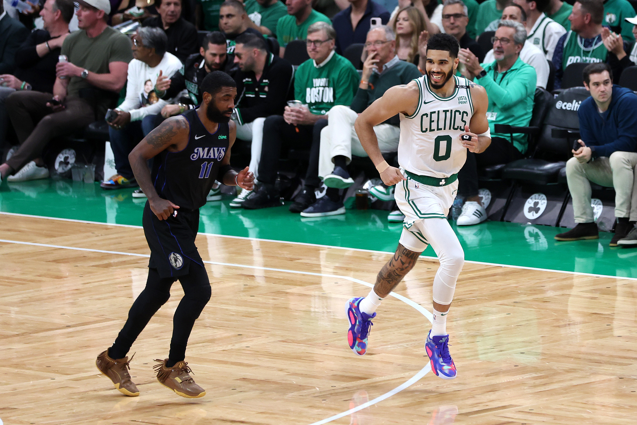 今晨里尔再遭质疑——NBA总决赛节点到来，媒体盛赞，身体对抗强度拉满(反恐主义法学习)