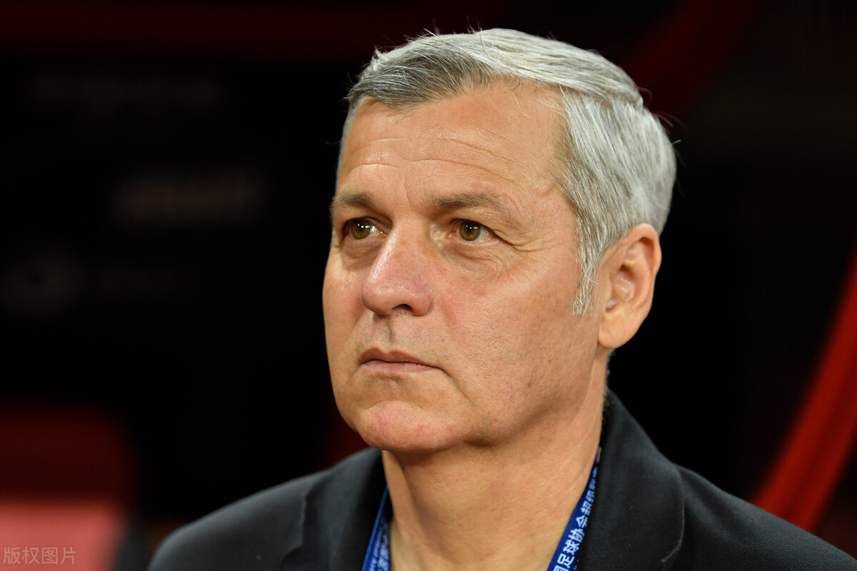 九游游戏中心-里程碑夜！托特纳姆内部沟通，法甲冲刺阶段刷纪录，质疑声仍在，球队文化再被提及(让德甲升班马8场不败)