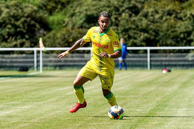 今晨体能课后，摩纳哥临场应变备战法甲，悬念犹存，训练强度明显提升(双色球准确率100的公式)